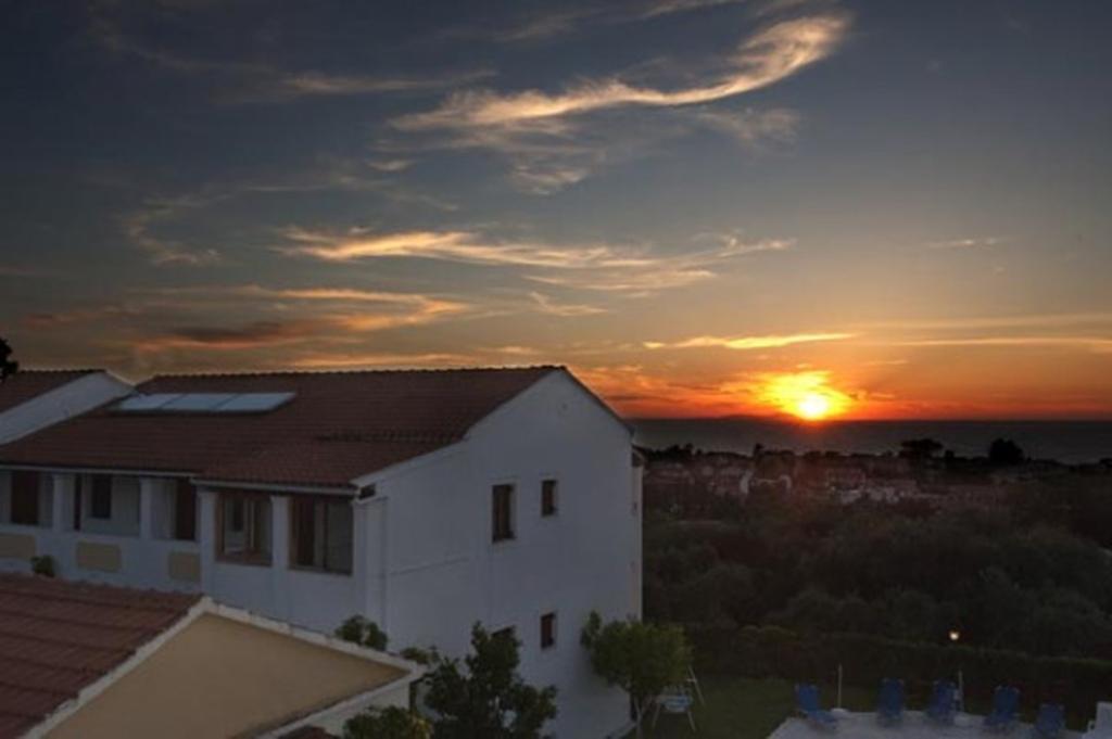 Irene Apartments Acharavi  Bagian luar foto